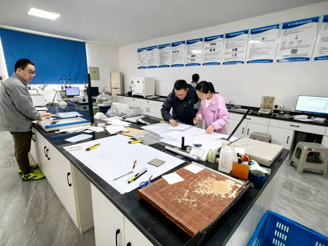 8903377822d53ca5c9b4b01ec0e72de