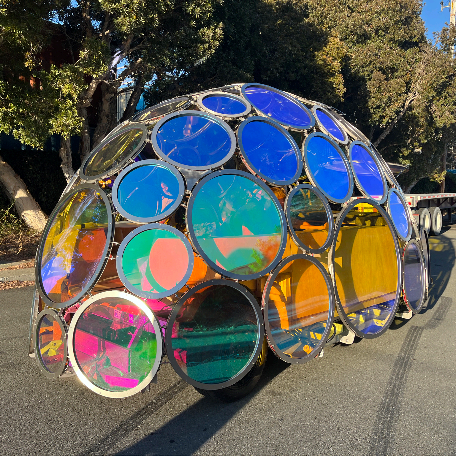 Factory Supply Custom Size Dazzle Color Iridescent Acrylic Sheet for Decoration Productions